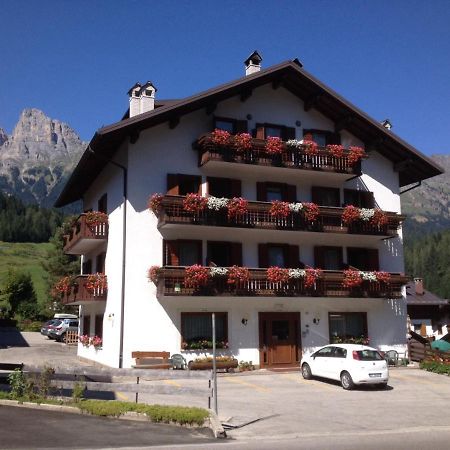 팔카데 Garni Mariolina B&B 외부 사진
