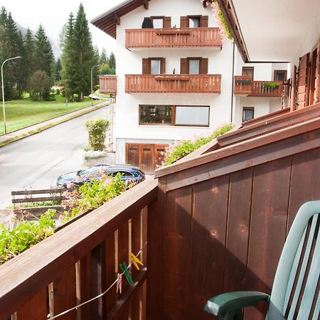팔카데 Garni Mariolina B&B 외부 사진
