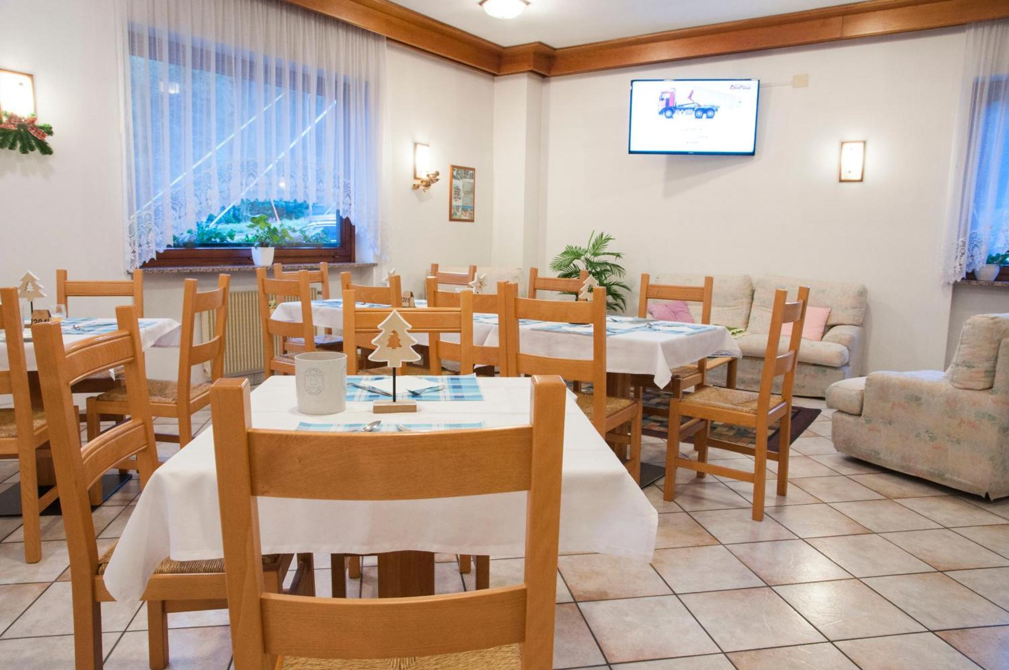팔카데 Garni Mariolina B&B 외부 사진