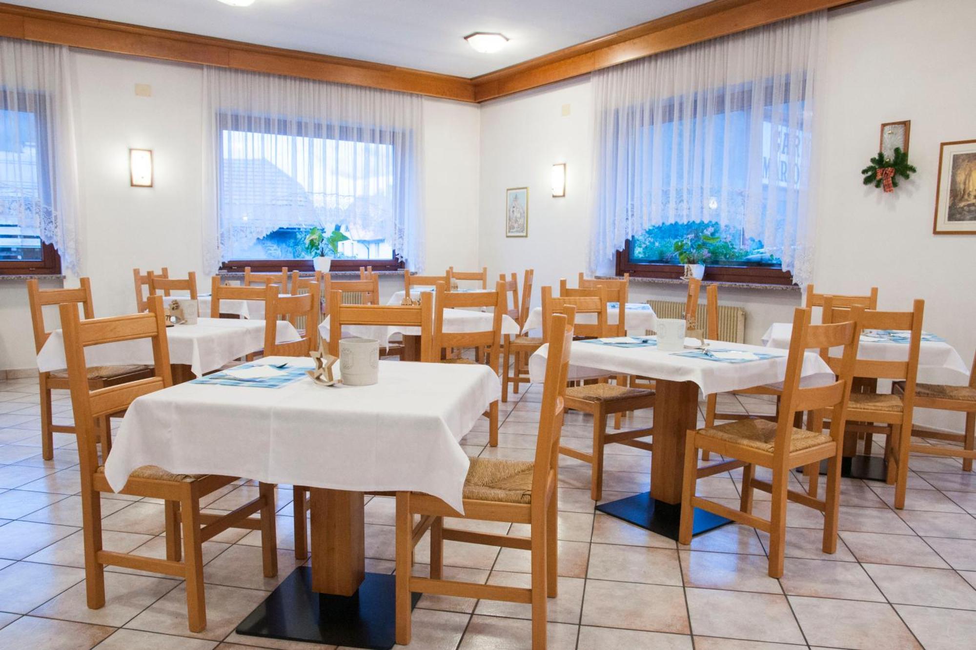 팔카데 Garni Mariolina B&B 외부 사진
