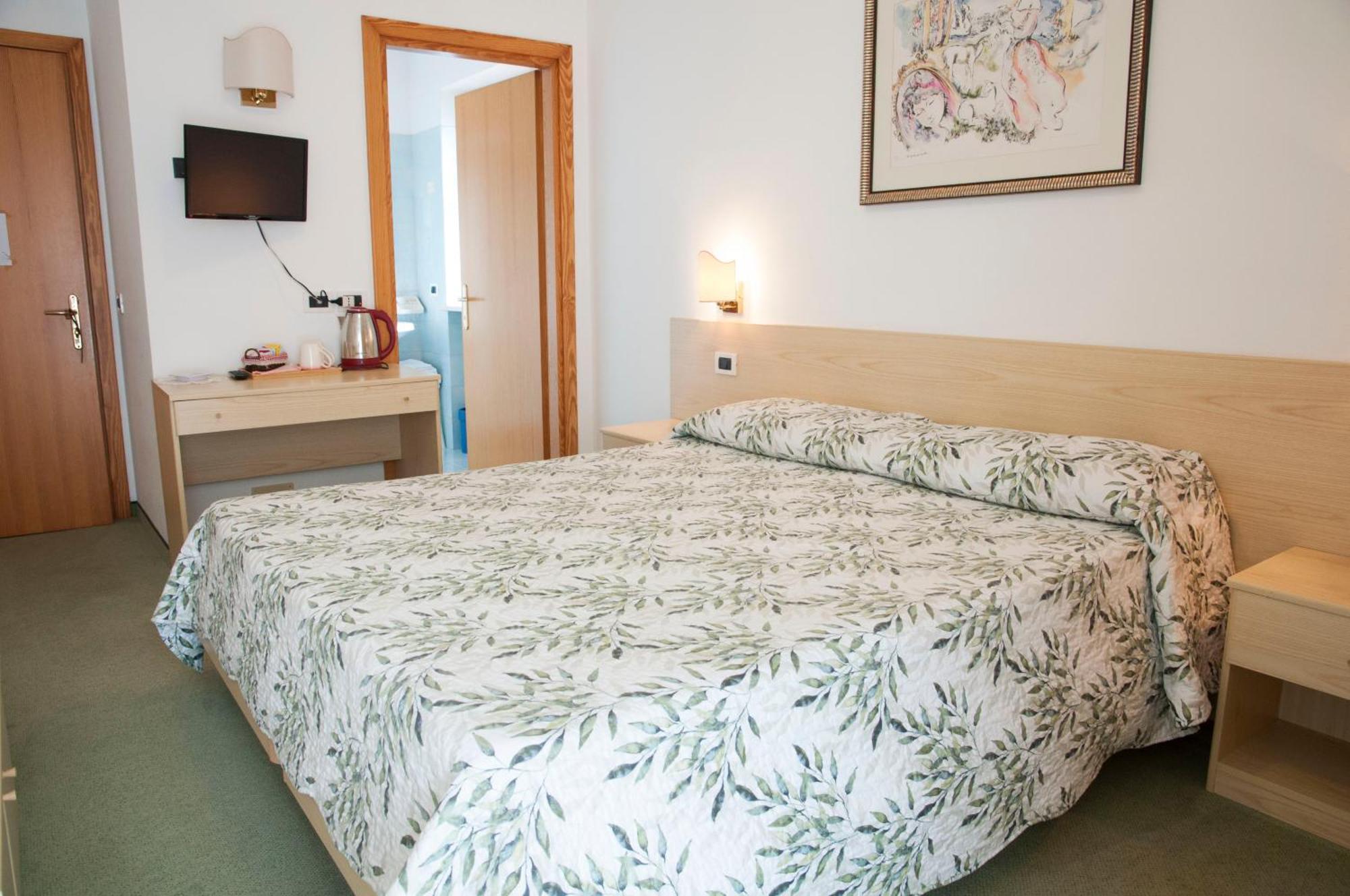 팔카데 Garni Mariolina B&B 외부 사진