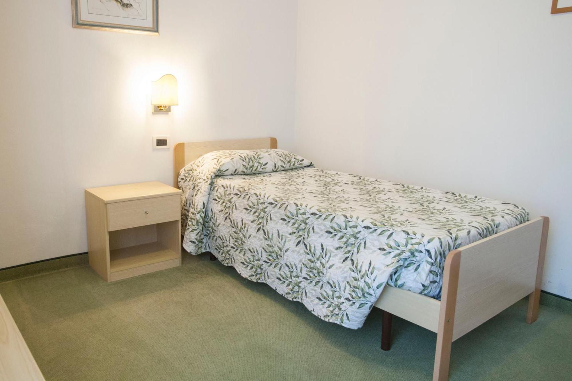 팔카데 Garni Mariolina B&B 외부 사진