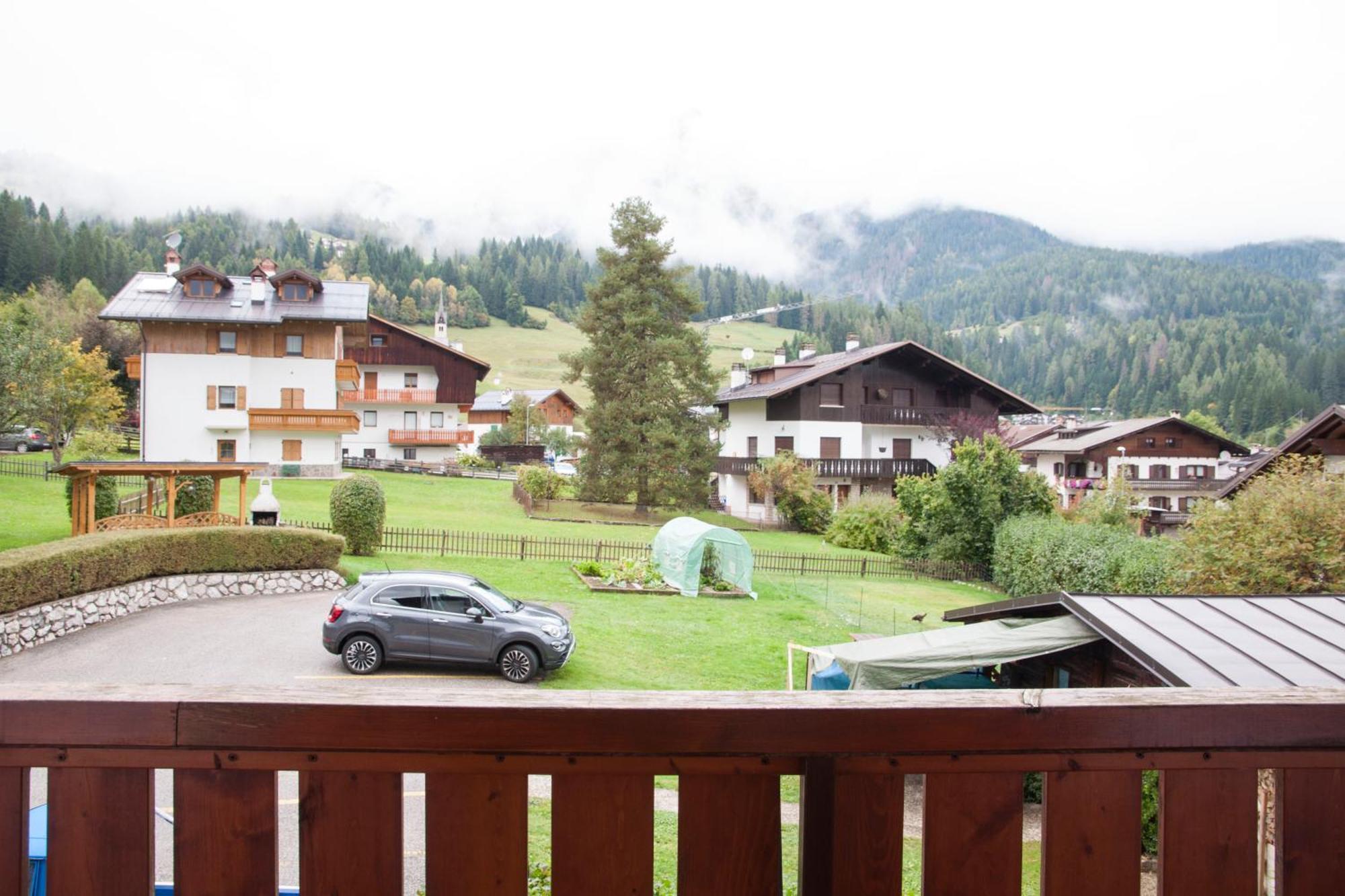 팔카데 Garni Mariolina B&B 외부 사진